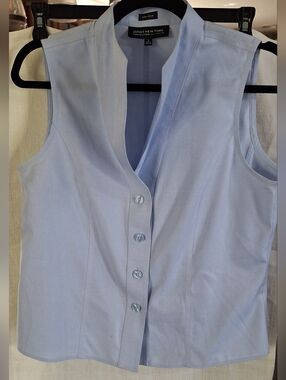 Jones New York Sleeveless Button Blouse Size 8 Blue Non-Iron Career Top